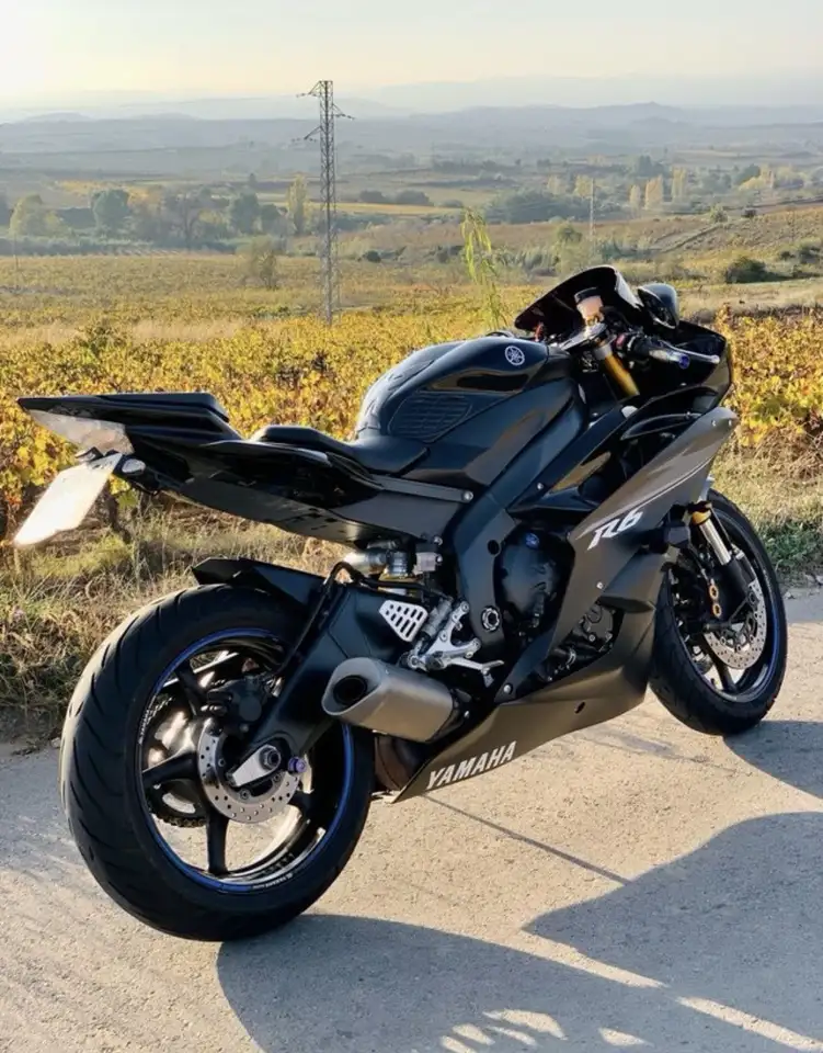 Yamaha YZF-R6 - Vista 4