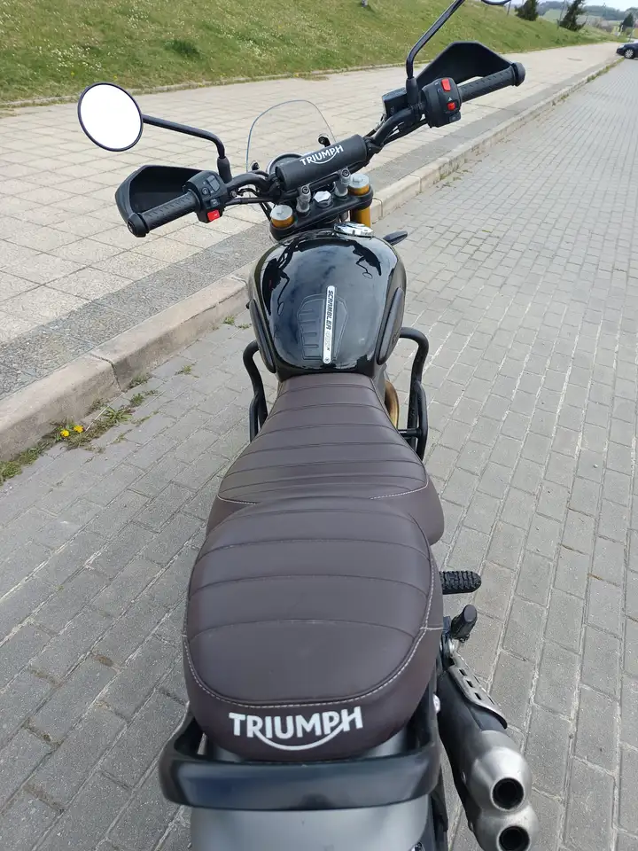 Triumph Scrambler 400 X – Vista 4
