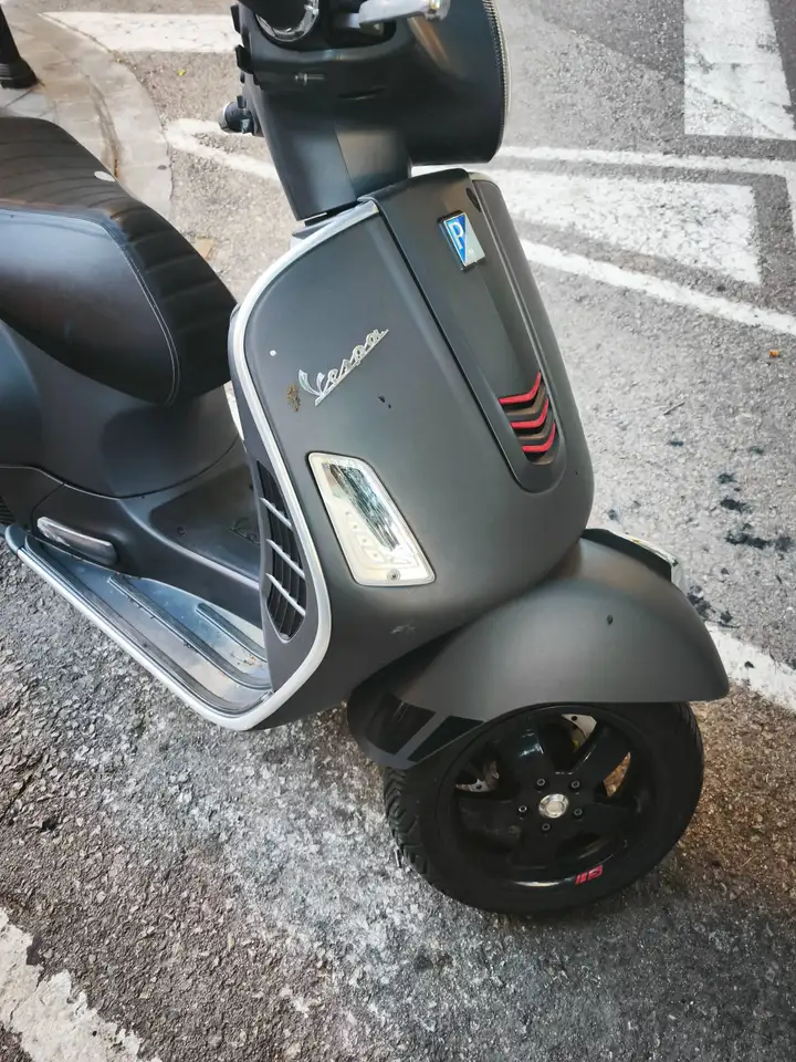 Vespa GTS 125 – Vista 8