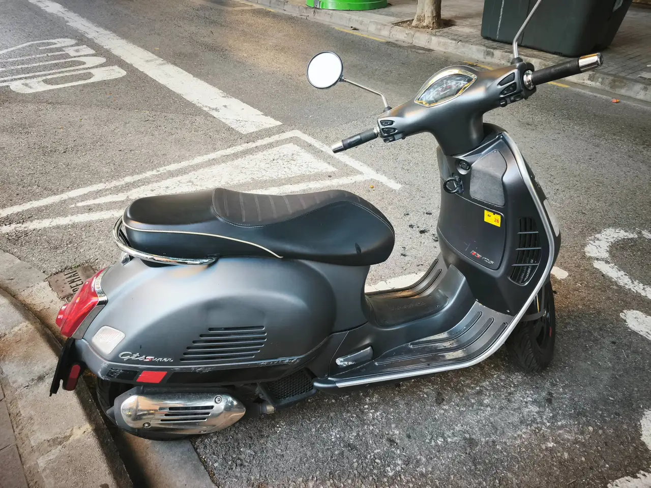 Vespa GTS 125 – Vista 9