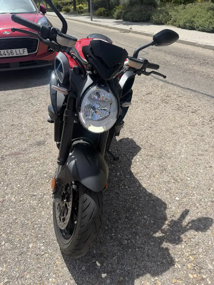 MV Agusta Brutale 800 – Vista 4