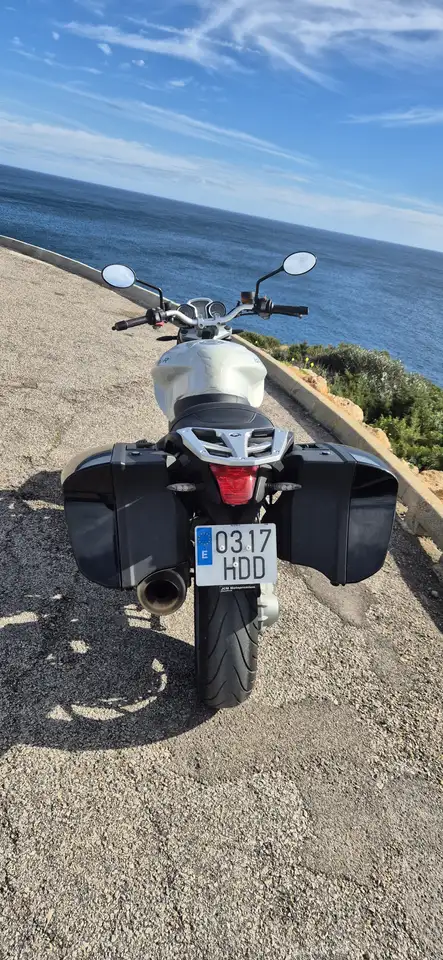 BMW R 1200 R – Vista 7