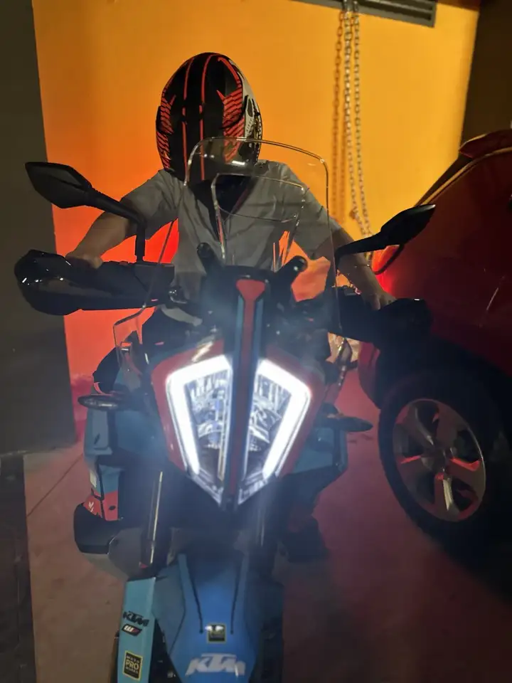 KTM 790 Adventure - Vista 3