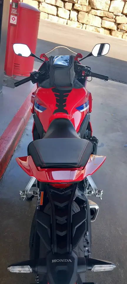 Honda CBR650R - Vista 3