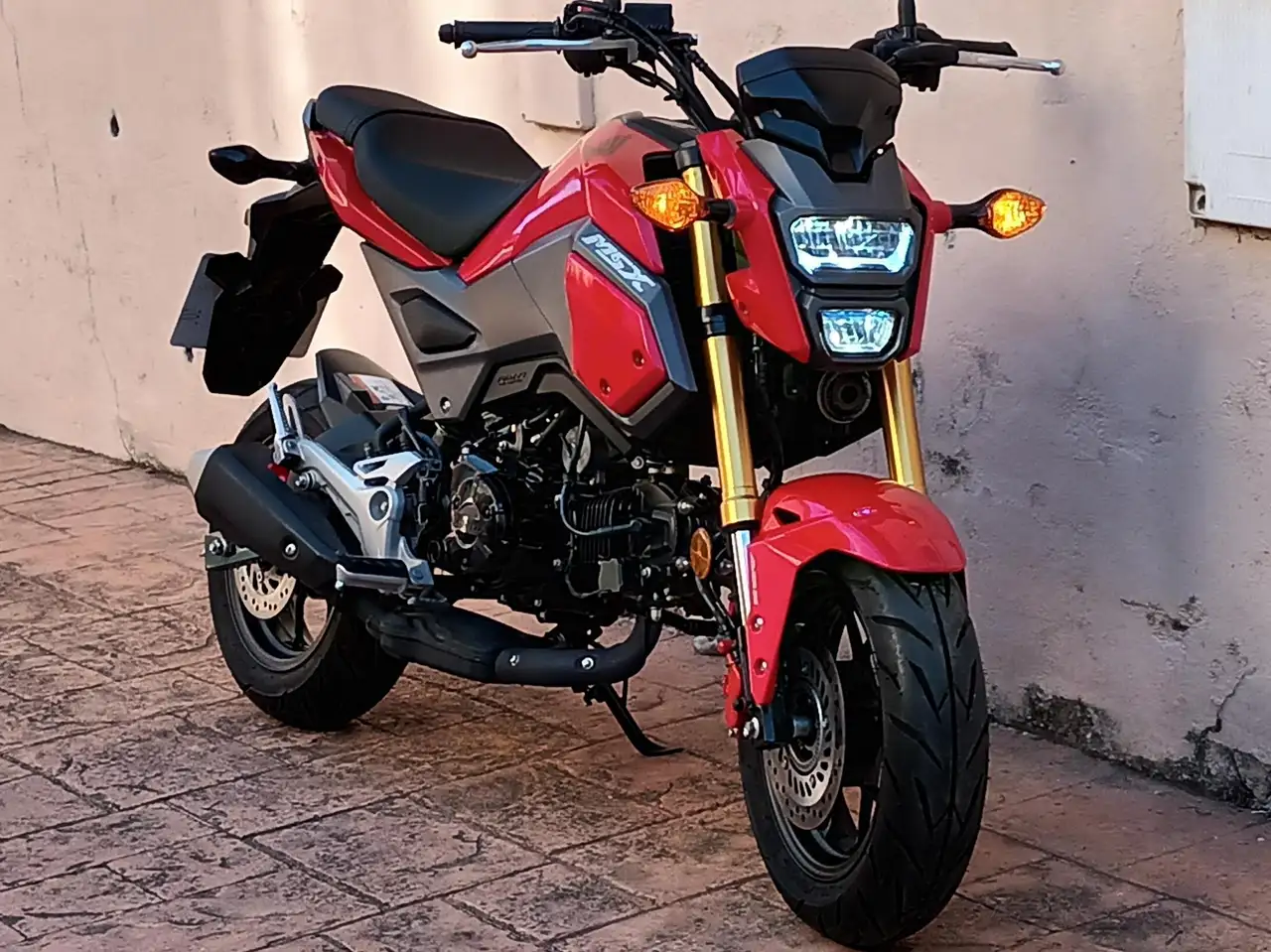 Honda MSX 125 – Vista 3
