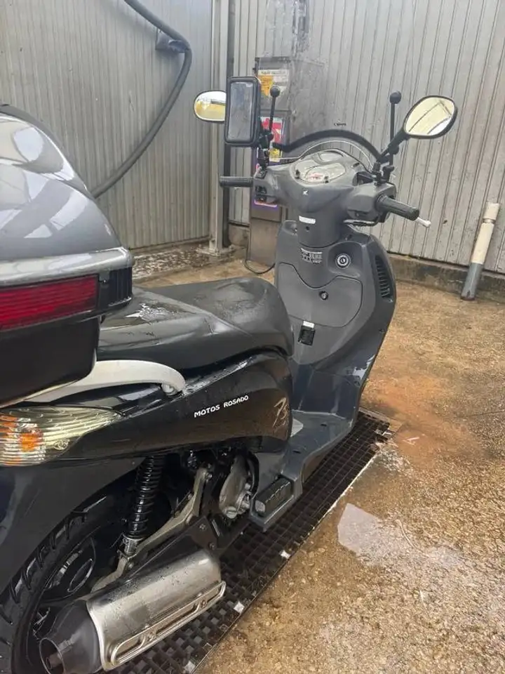 Honda PS 125i – Vista 4