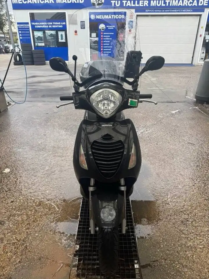 Honda PS 125i – Vista 5