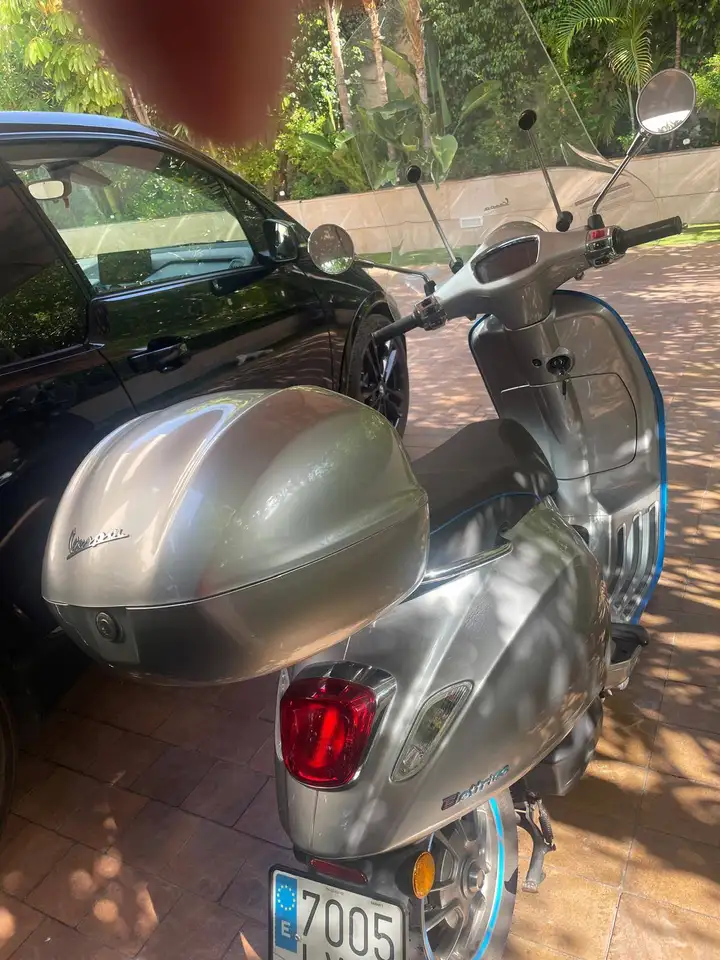 Vespa Elettrica - Vista 3
