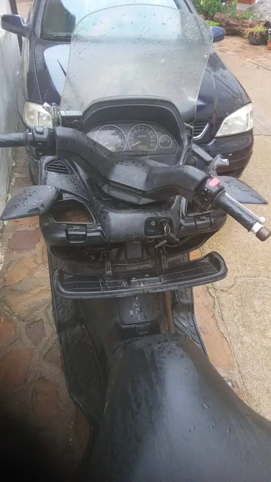 Suzuki Burgman 400 - Vista 3