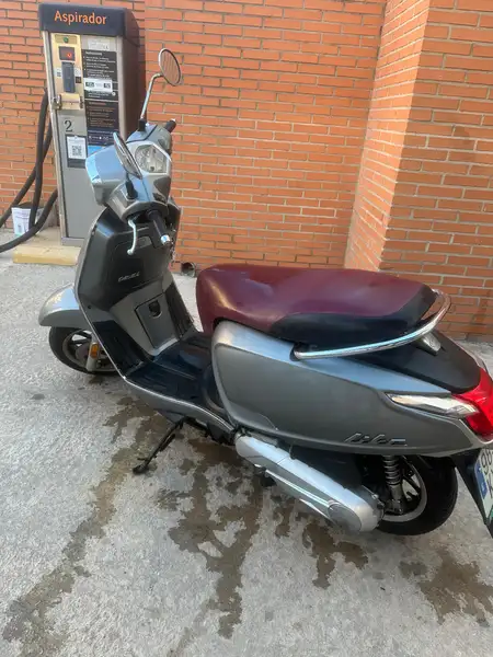 Kymco Like 125 1400 € 2019 Valencia - 1