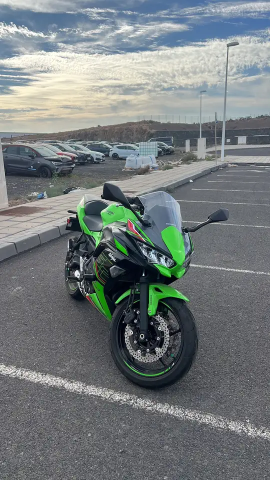 Kawasaki Ninja 650 - Vista 3