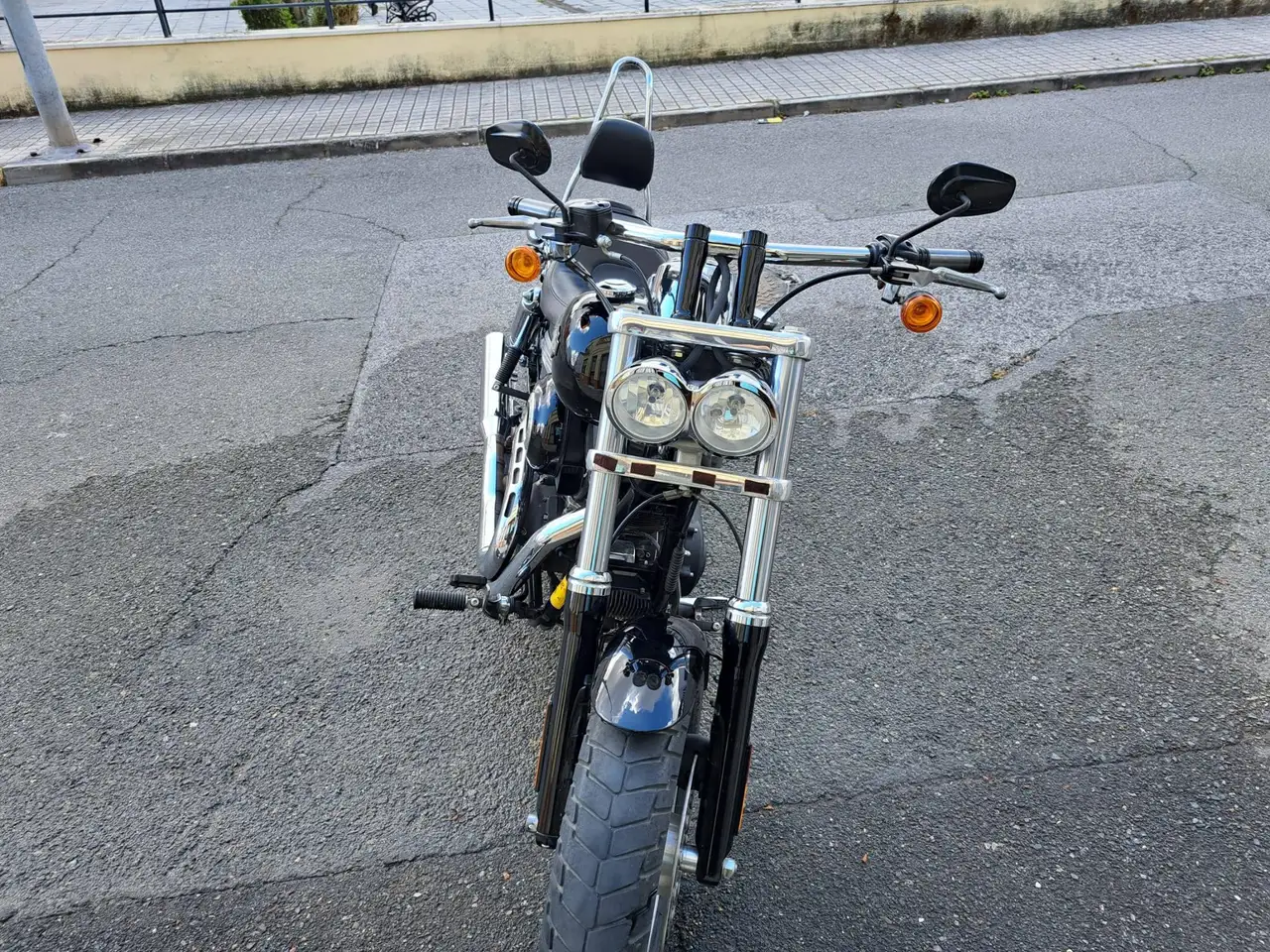 Harley-Davidson Fat Bob - Vista 13