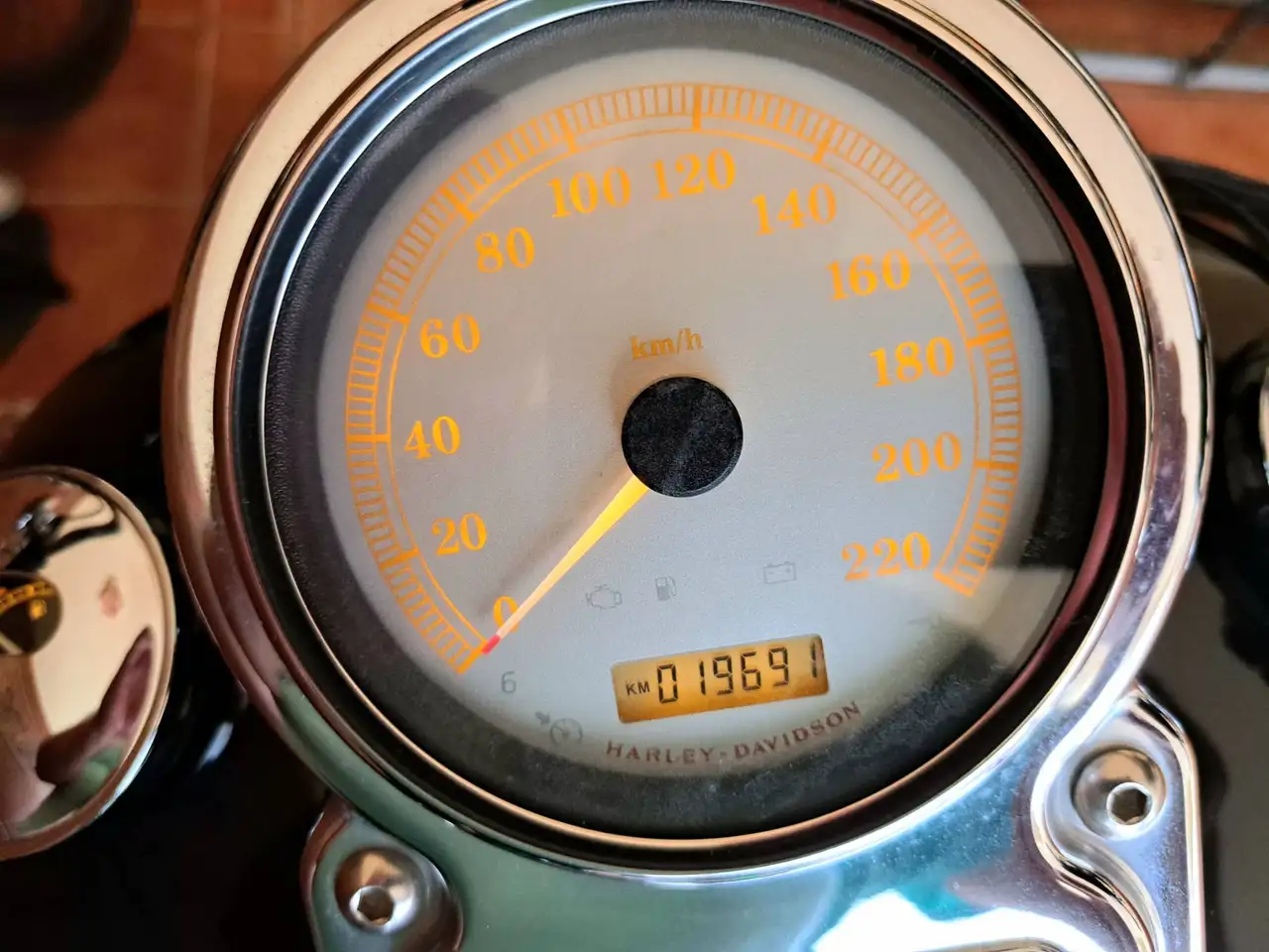 Harley-Davidson Fat Bob - Vista 4