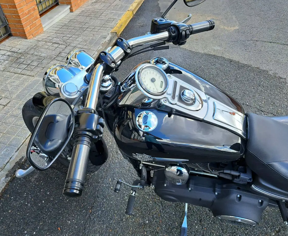 Harley-Davidson Fat Bob - Vista 5
