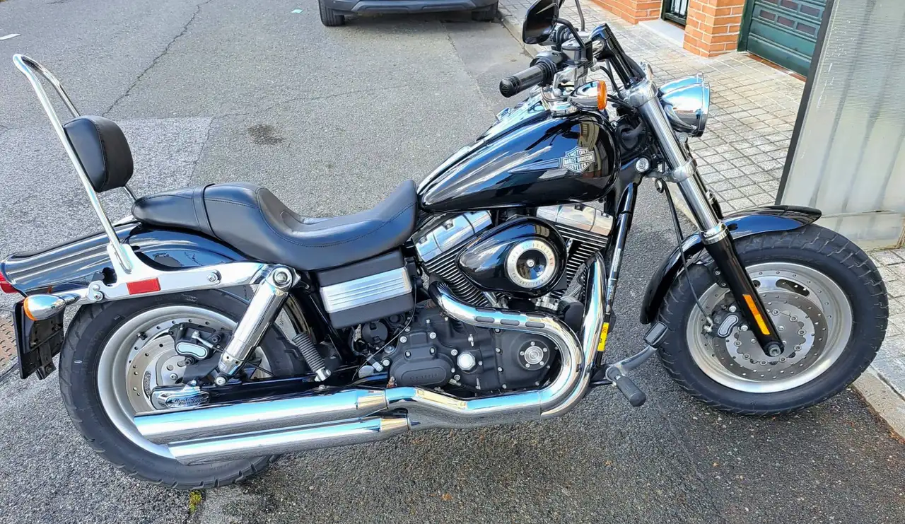 Harley-Davidson Fat Bob - Vista 8