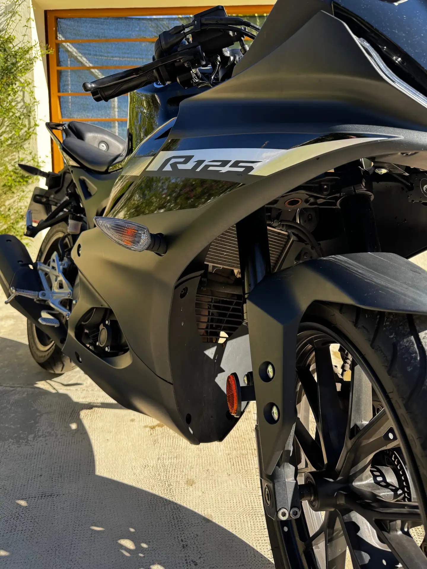 Yamaha R125 – Vista 7