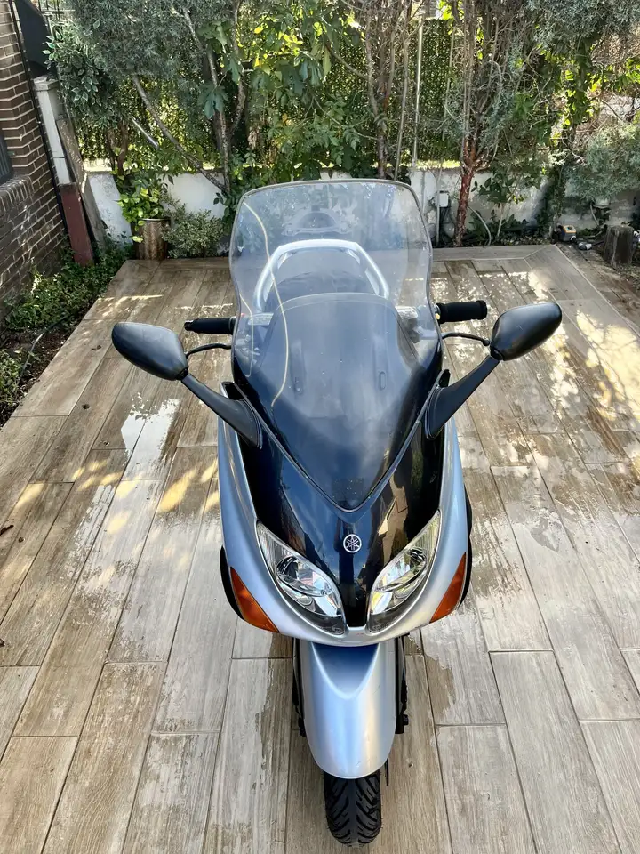 Yamaha TMAX 500 – Vista 3