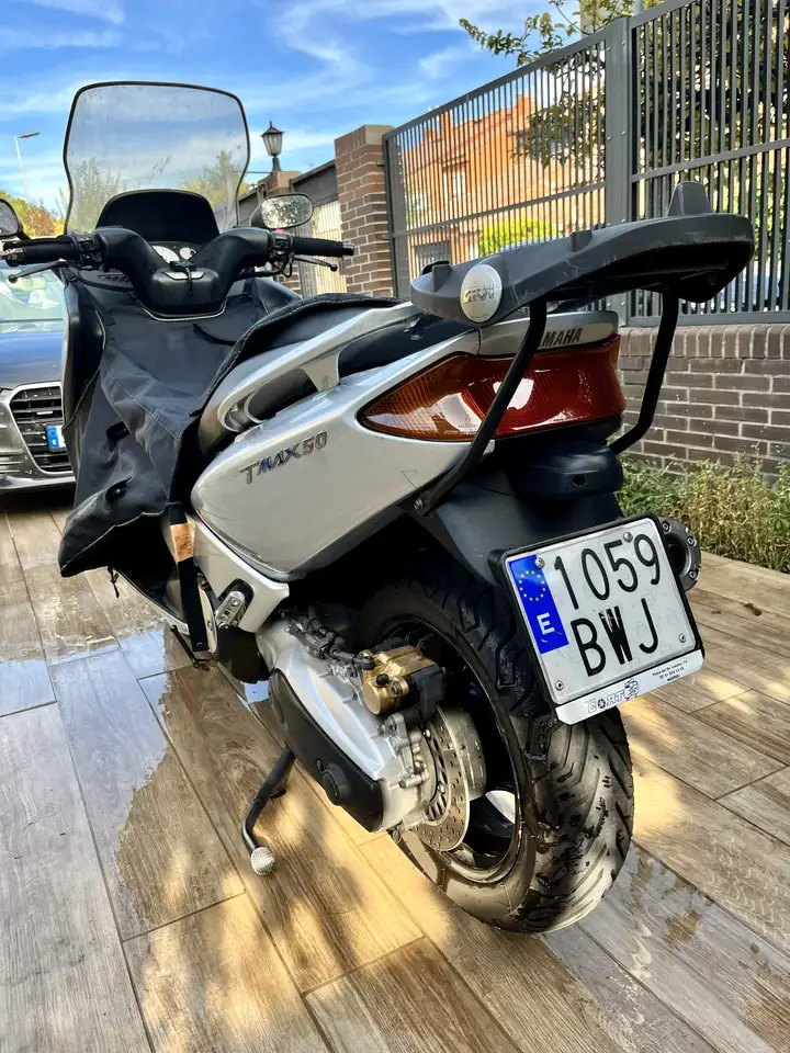 Yamaha TMAX 500 – Vista 5