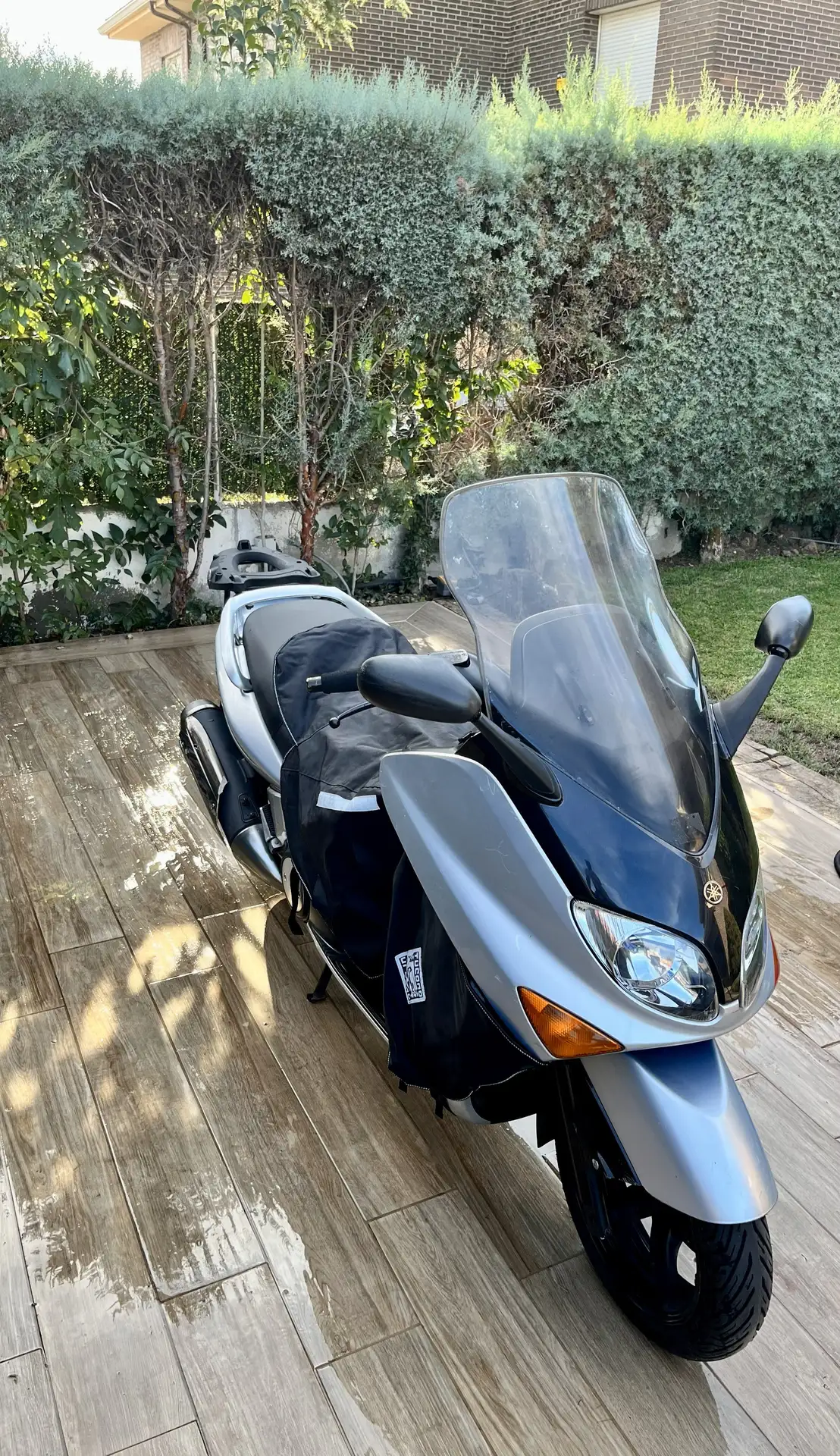 Yamaha TMAX 500 – Vista 9