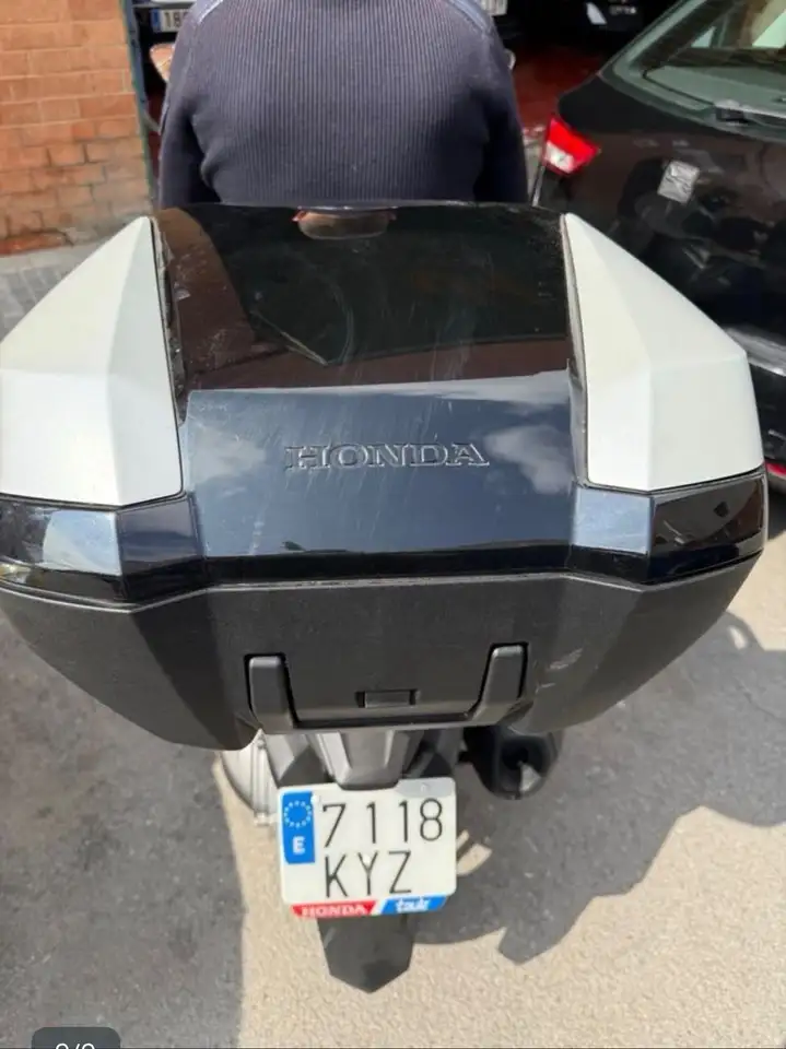 Honda Forza 300 - Vista 7