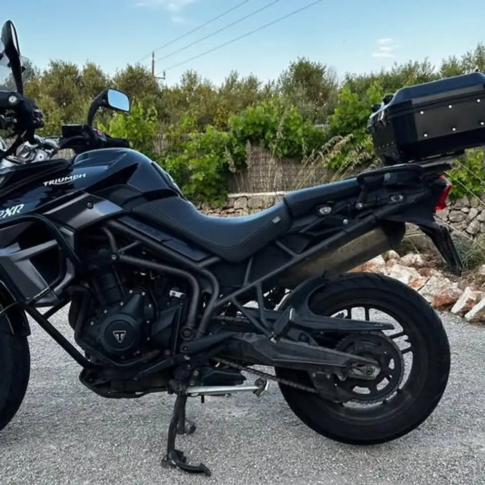 Triumph Tiger 800 – Vista 3