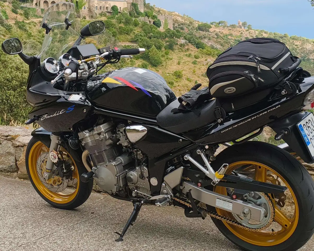 Suzuki Bandit 600 – Vista 7