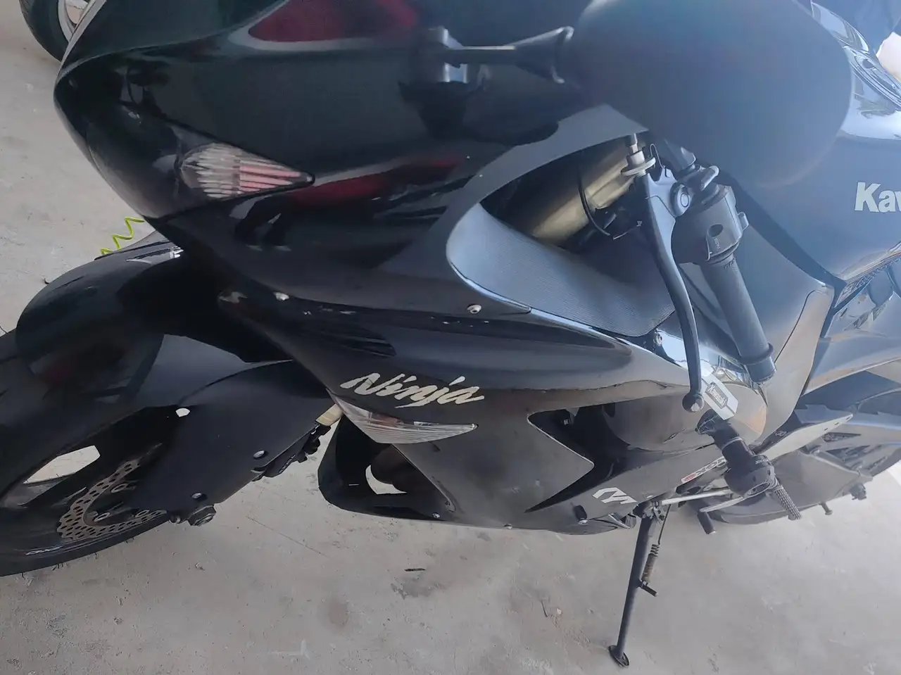 Kawasaki Z1000 – Vista 3