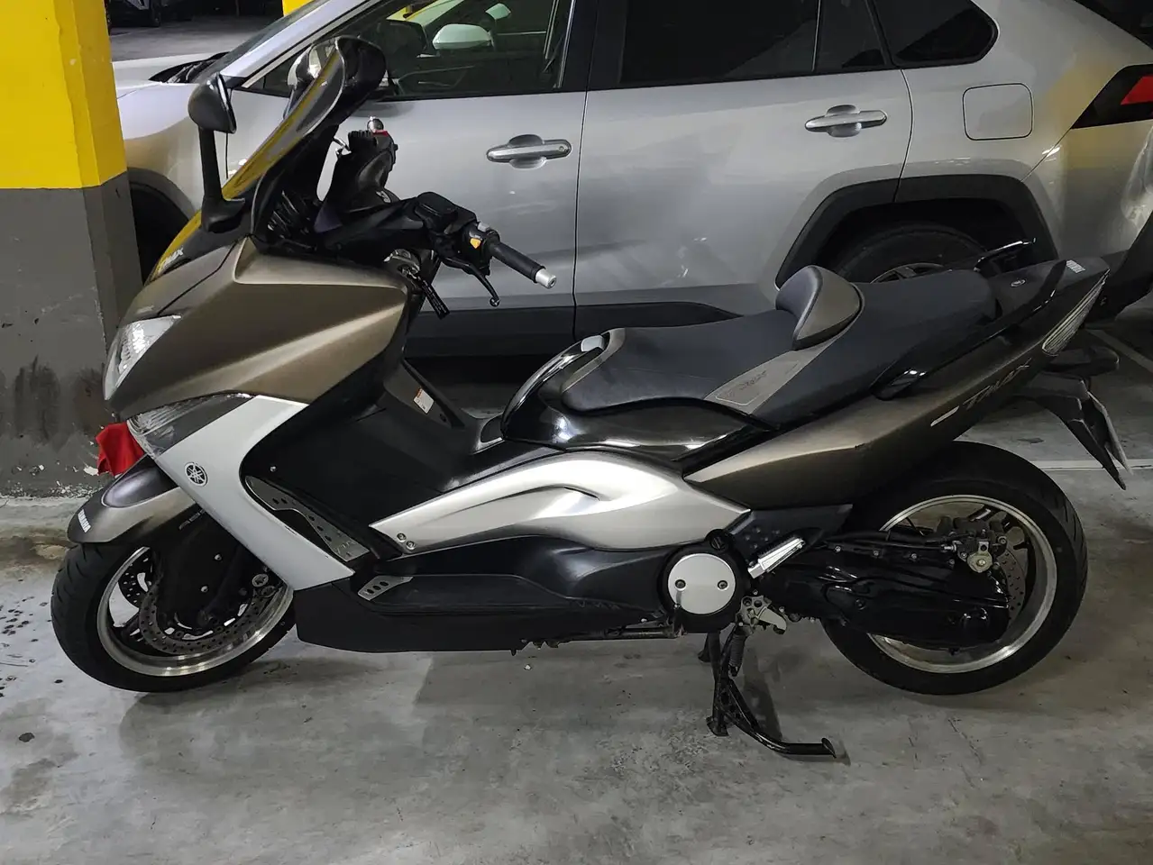 Yamaha TMAX 500 - Vista 3
