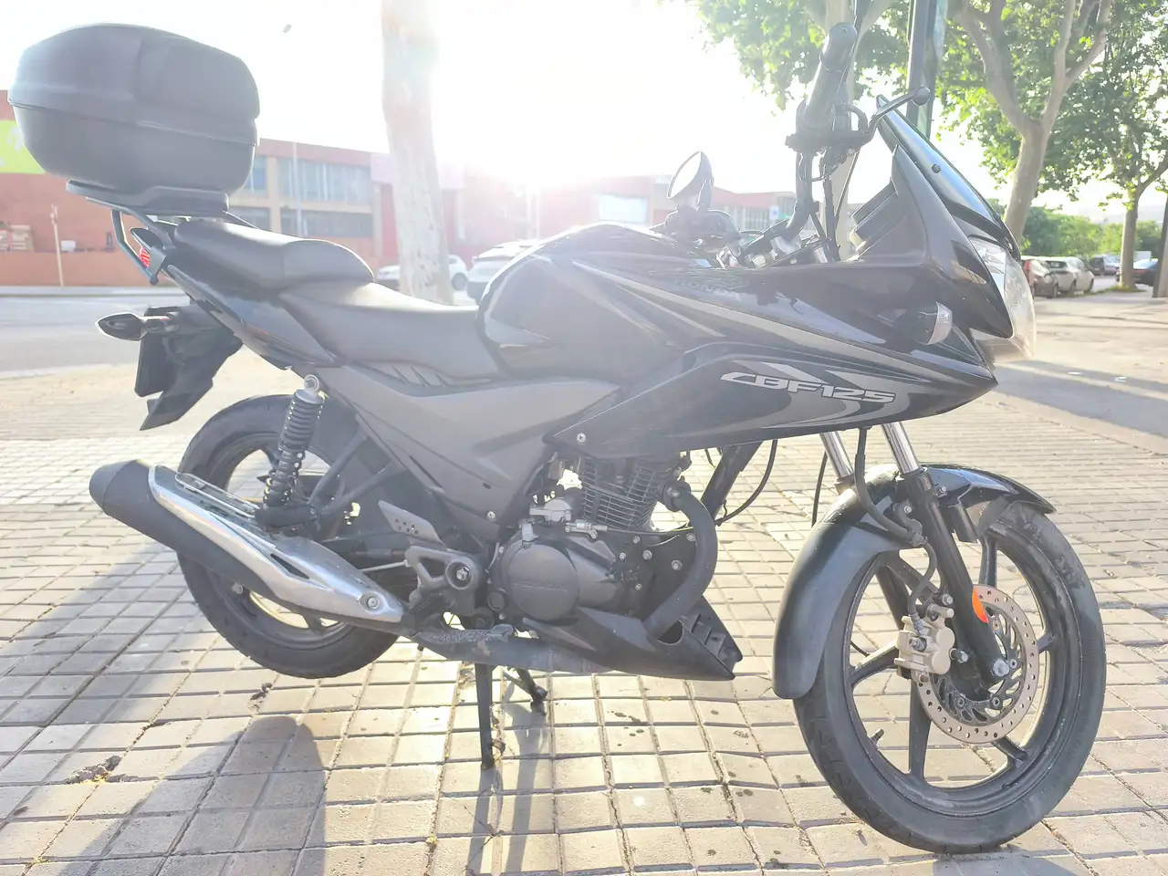 Honda CBF 125 – Vista 6