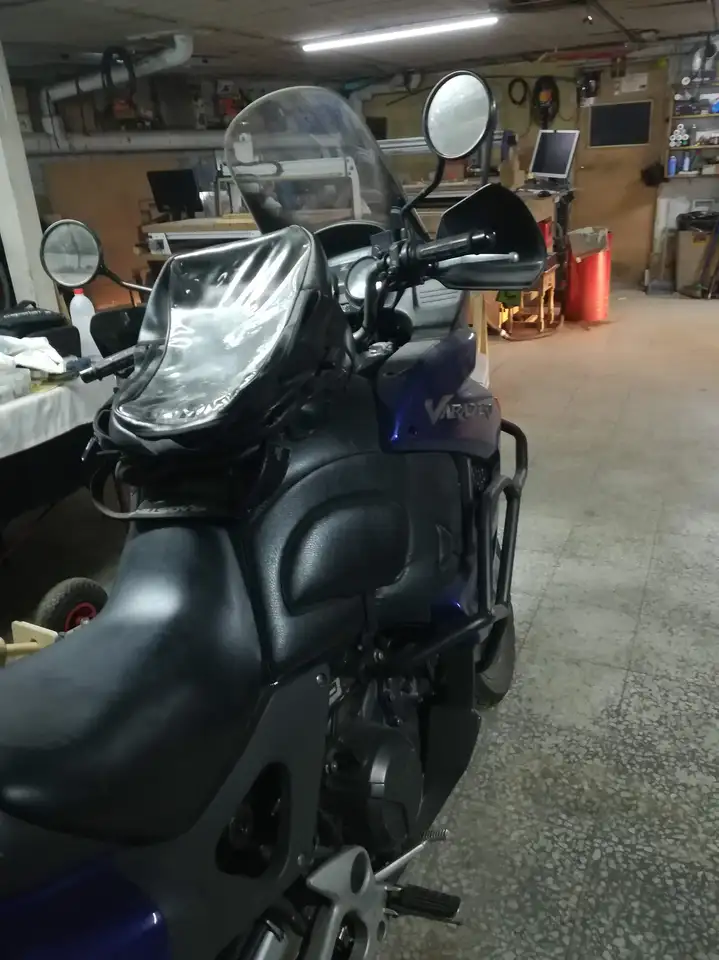 Honda Varadero – Vista 3