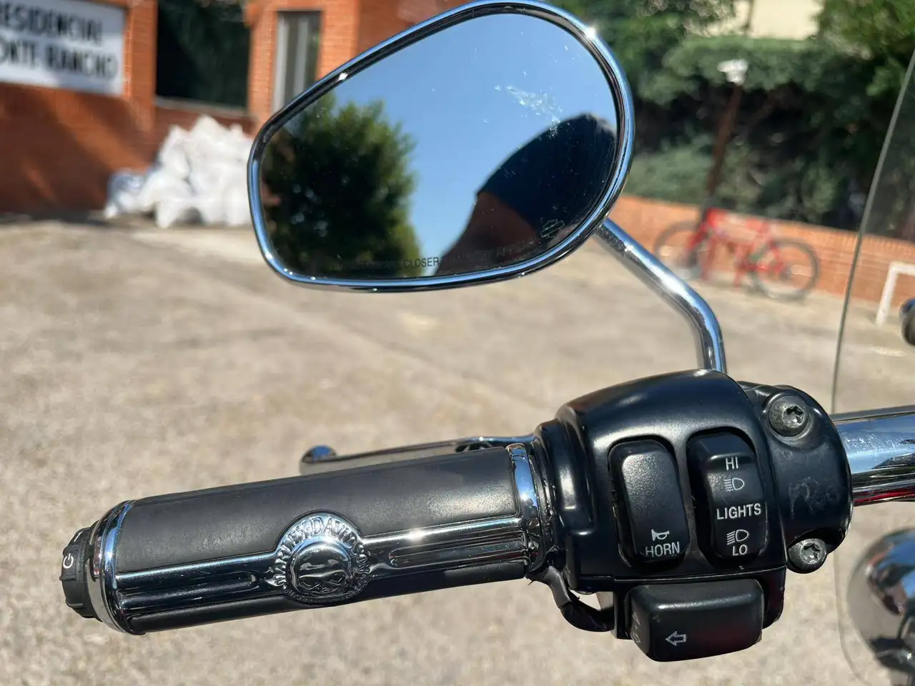 Harley-Davidson Heritage Softail - Vista 5