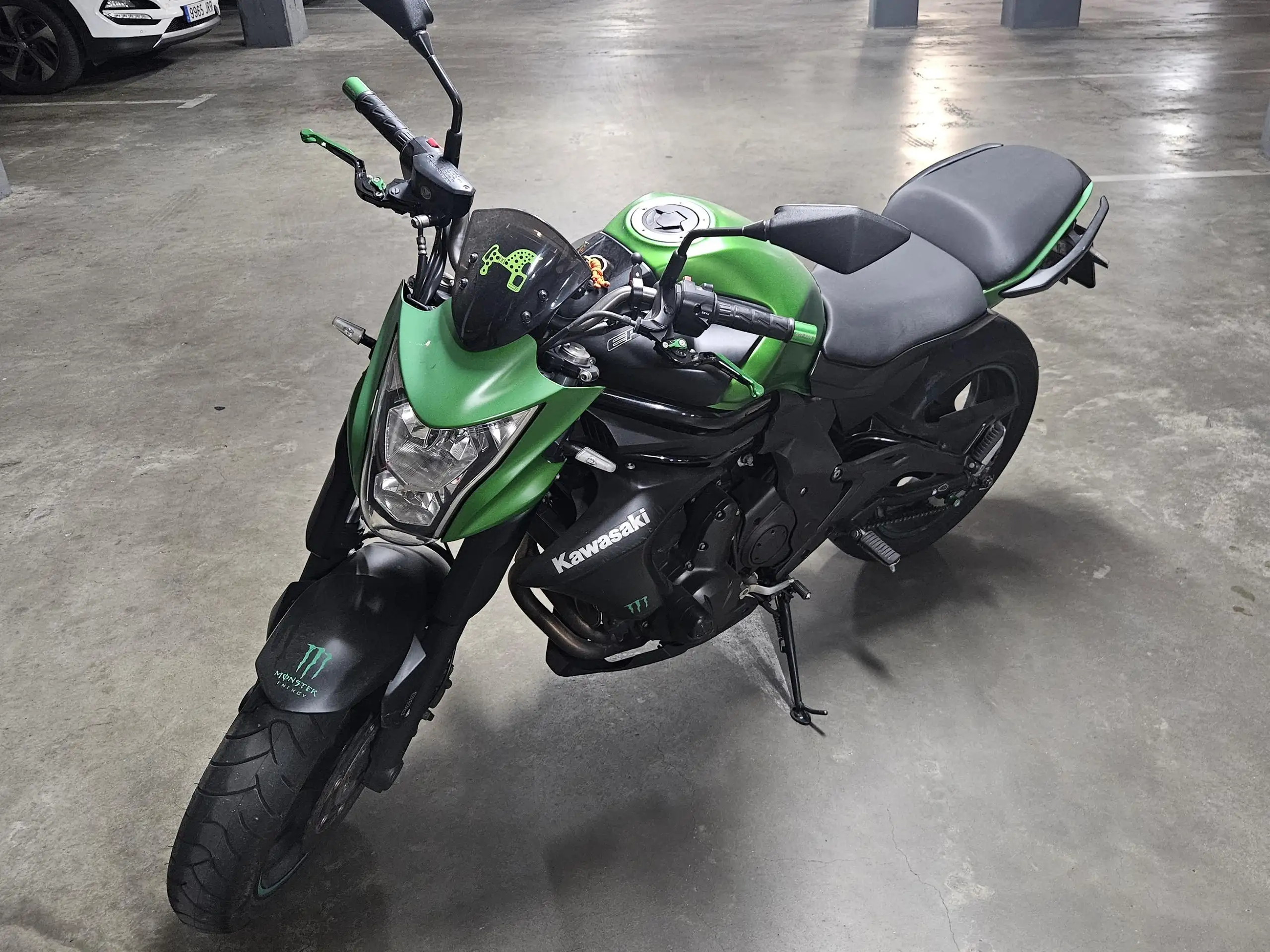 Kawasaki ER - 6 N – Vista 3