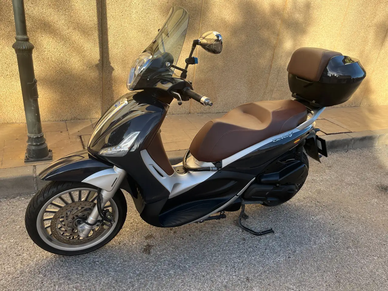 Piaggio Beverly 300 – Vista 2