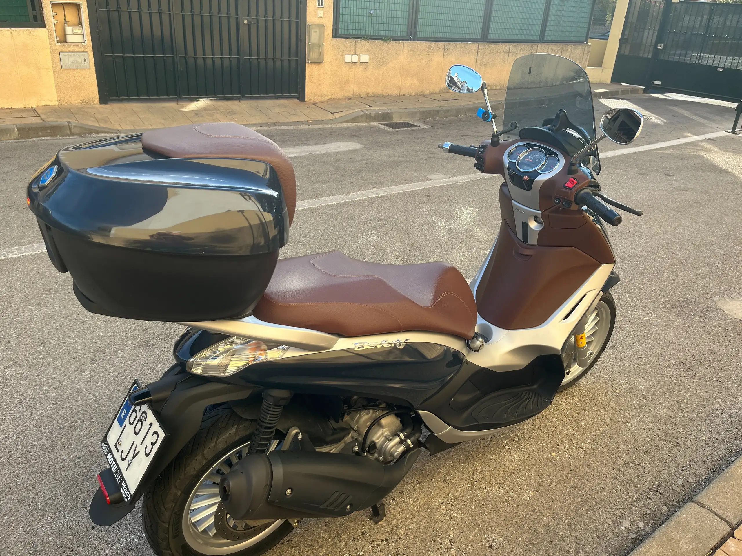 Piaggio Beverly 300 – Vista 4