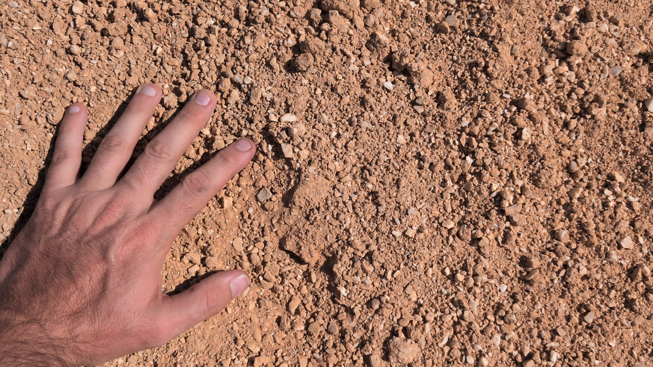 Sable pour Terrain de Pétanque Ocre Orangé 0/8 (Clapissette)