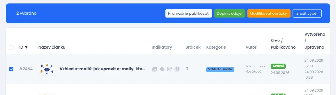 Modrá lišta 2 vybráno s tlačítky Hromadně publikovat, Doplnit údaje, Modifikovat obrázky a Zrušit výběr