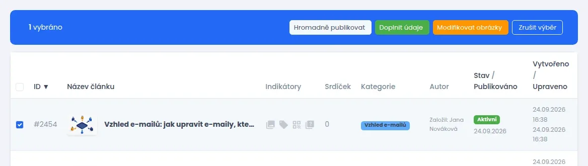 Modrý pruh nad seznamem článků s textem 1 vybráno a tlačítky Hromadně publikovat, Doplnit údaje, Modifikovat obrázky a Zrušit výběr