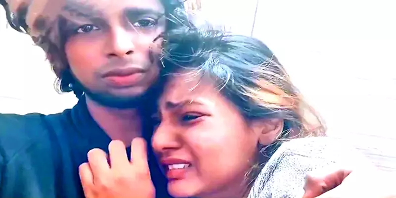 meera mithun mother gives petition to chennai commissioner office