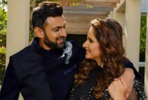 Shoaib Malik Deleted Sania Mirza's Bio