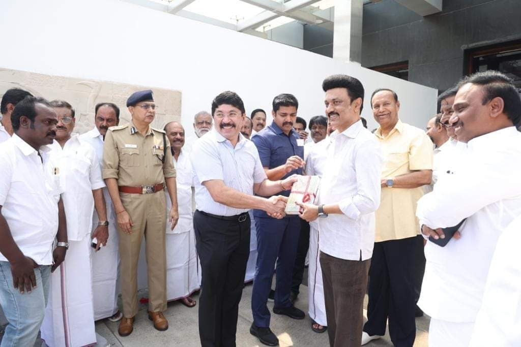 who are going with mkstalin to singapore japan