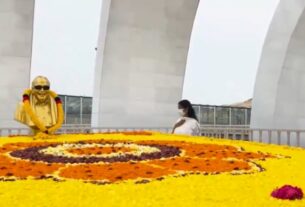 Kanimozhi MP honor at the kalaignar memorial