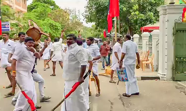 madras high court quashed case against ops