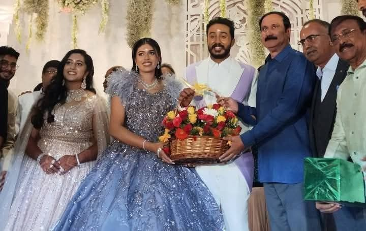 Velumani son wedding Edappadi absent