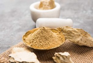 Multani Mitti uses and benefits