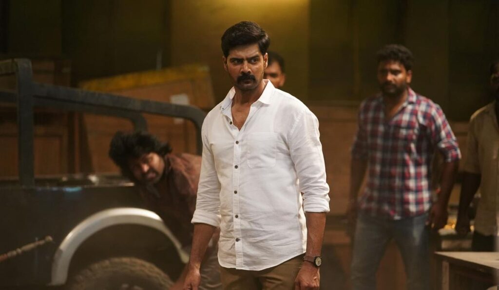 Eleven movie review minnambalam