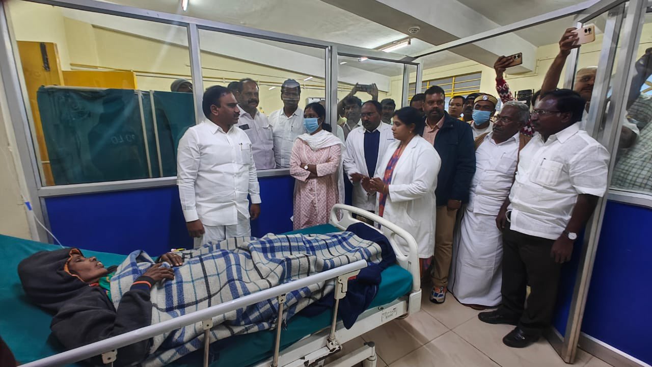 a raja meet victim in hospital