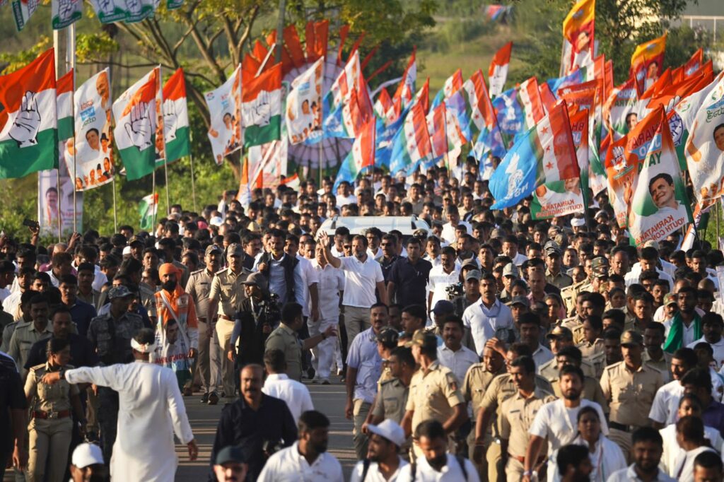 savarkar was getting a stipend from the british says rahul gandhi