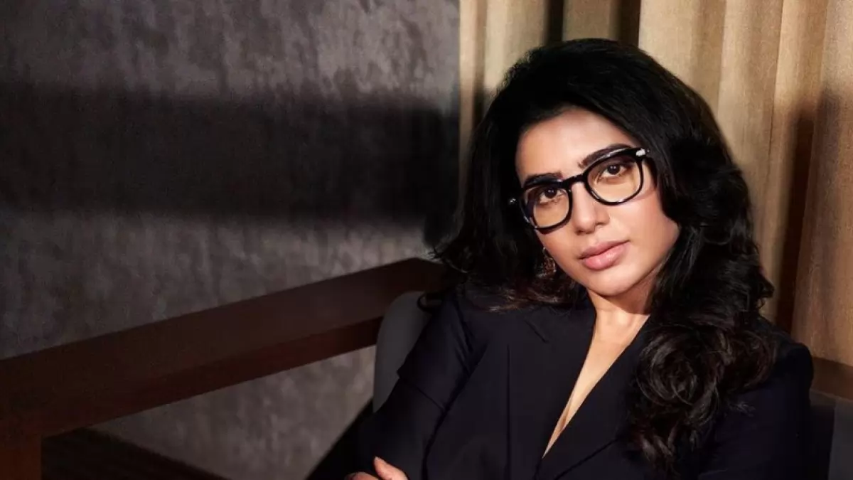 actress samantha admitted in hyderabad apollo hospital