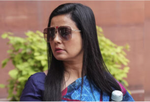 mahua moitra expels lok sabha