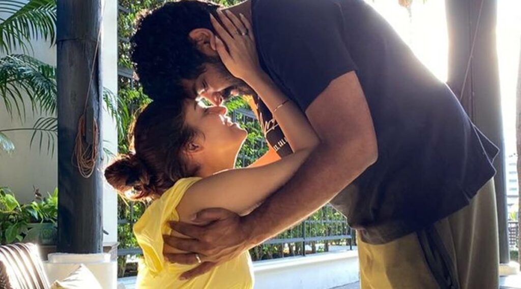 vignesh shivan celebrate his birthday with nayanthara
